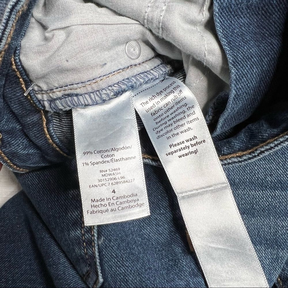 SOFIA Vergara Women Leslie Destructed High-Rise Slim Straight Jeans Blue Size 4 - Picture 8 of 11